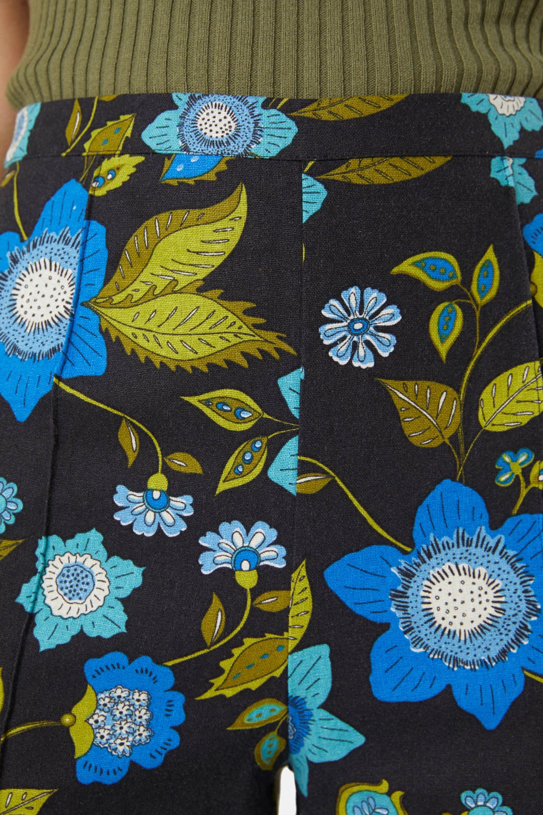 Carmen Pant – Boho Floral High-Waisted Straight Leg Linen Blend Trousers 7 Carmen Pant – Boho Floral High-Waisted Straight Leg Linen Blend Trousers - Image 5