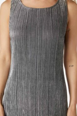 Princess Highway Paris Glitter Dress in Rose - Metallic Crinkle Midi Dress 32 Princess Highway Paris Glitter Dress in Rose - Metallic Crinkle Midi Dress -ModCloth PGFW274 044 6