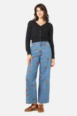 Lillian V-Neck Cardi -ModCloth PGFX075 001 1