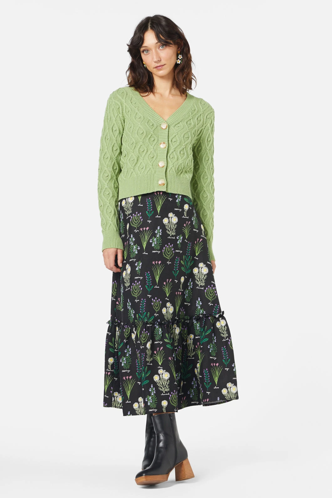 Princess Highway Polly Cardi – Cable and Bobble Texture V-Neck Cropped Cardigan 10 Princess Highway Polly Cardi – Cable and Bobble Texture V-Neck Cropped Cardigan - Image 8