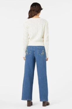 Princess Highway Polly Cardi – Cable and Bobble Texture V-Neck Cropped Cardigan 17 Princess Highway Polly Cardi – Cable and Bobble Texture V-Neck Cropped Cardigan -ModCloth PGFX488 020 5