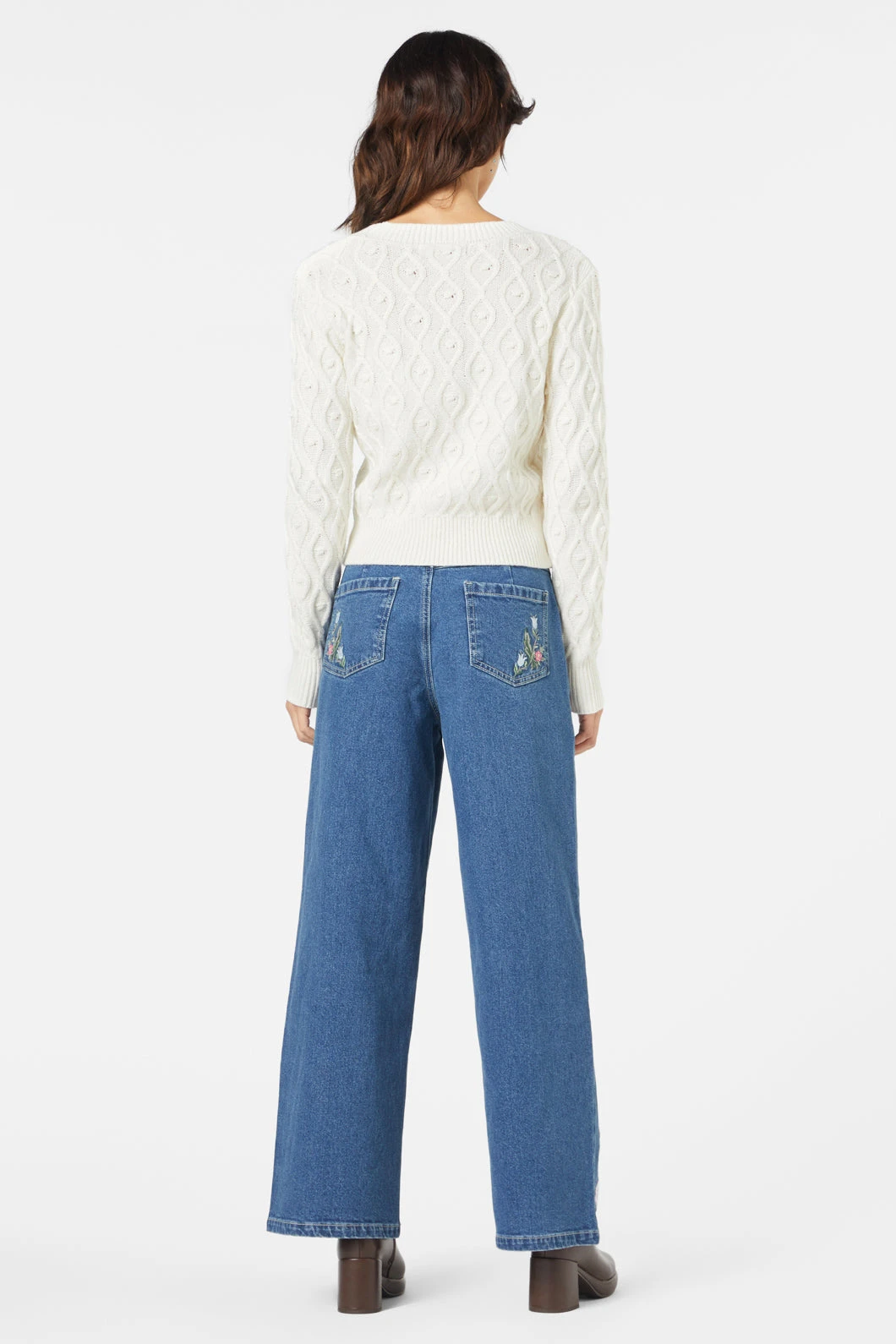 Princess Highway Polly Cardi – Cable and Bobble Texture V-Neck Cropped Cardigan 7 Princess Highway Polly Cardi – Cable and Bobble Texture V-Neck Cropped Cardigan - Image 5