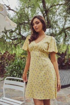 Lila Ditsy Mini Dress 25 Lila Ditsy Mini Dress -ModCloth PGFY483 008 12