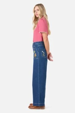Princess Highway Native Embroidered Dark Denim Jean – High-Waisted Straight Leg Floral Pants -ModCloth PGFZ084 420 22