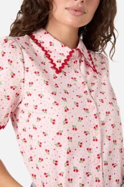 Princess Highway Holly Cream Ditsy Floral Short Sleeve Blouse – Retro Rick Rack Trim Organic Cotton Top 25 Princess Highway Holly Cream Ditsy Floral Short Sleeve Blouse – Retro Rick Rack Trim Organic Cotton Top -ModCloth PGFZ126 007 24