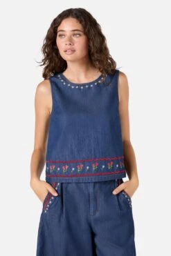 Meadow Embroidered Top