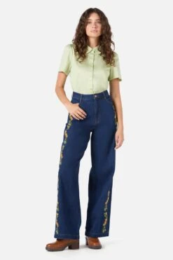 Flower Child Embroidered Jean -ModCloth PGFZ169 420 21