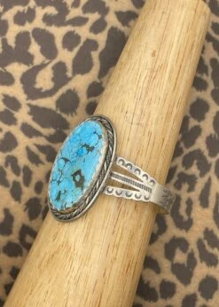Brigitte Bogart Sterling Silver Arizona Turquoise Large Oval Scalloped Cuff Bracelet 7 Brigitte Bogart Sterling Silver Arizona Turquoise Large Oval Scalloped Cuff Bracelet -ModCloth TURQ50CFF TURQUOISE 2