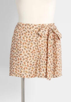 Molly Bracken Leaves Of Fancy Tie-Waist Shorts