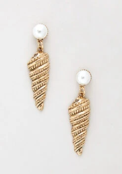 No Brand Conch You Sea It? Dangle Earrings