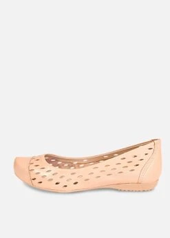 Grand Leather Comfort Flats -ModCloth grand lea ccbl ccbl grand lea 08 7ea0cfcd cb32 4921 a273 6fa45c910cee