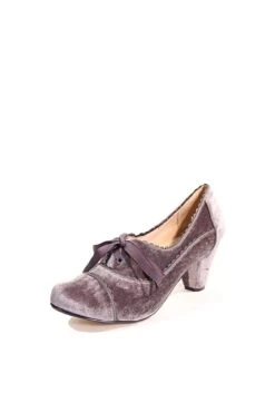 Madison Velvet Retro Heels -ModCloth madison vel chelsea crew chelsea crew madison vel 01 ff61df22 8993 449a 8100 8ea6efe45ecf