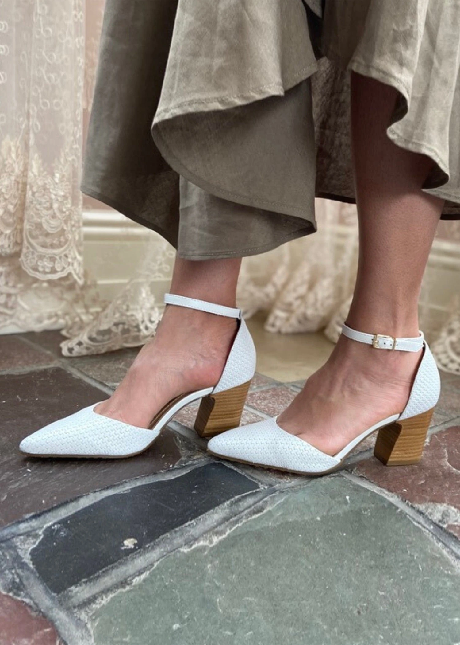 Chelsea Crew Miracle Woven Leather Block Heels – Pointy Toe Vintage Style Pumps 3 Chelsea Crew Miracle Woven Leather Block Heels – Pointy Toe Vintage Style Pumps