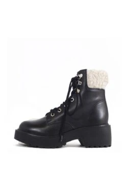 Seal Combat Boots With Shearling -ModCloth sealblack3 640d2b99 eb12 4a87 9e95 027c62c0bb82
