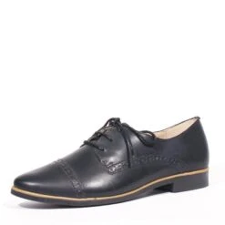 Chelsea Crew Waldo Oxford Loafers – Classic Brown Leather Cap Toe Perforated Brogues -ModCloth waldo lea ccbl ccbl waldo lea 01.315