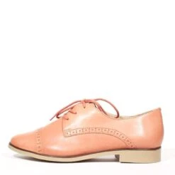 Chelsea Crew Waldo Oxford Loafers – Classic Brown Leather Cap Toe Perforated Brogues -ModCloth waldo lea ccbl ccbl waldo lea 05.315